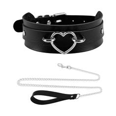 COLLARS & HARNESSES